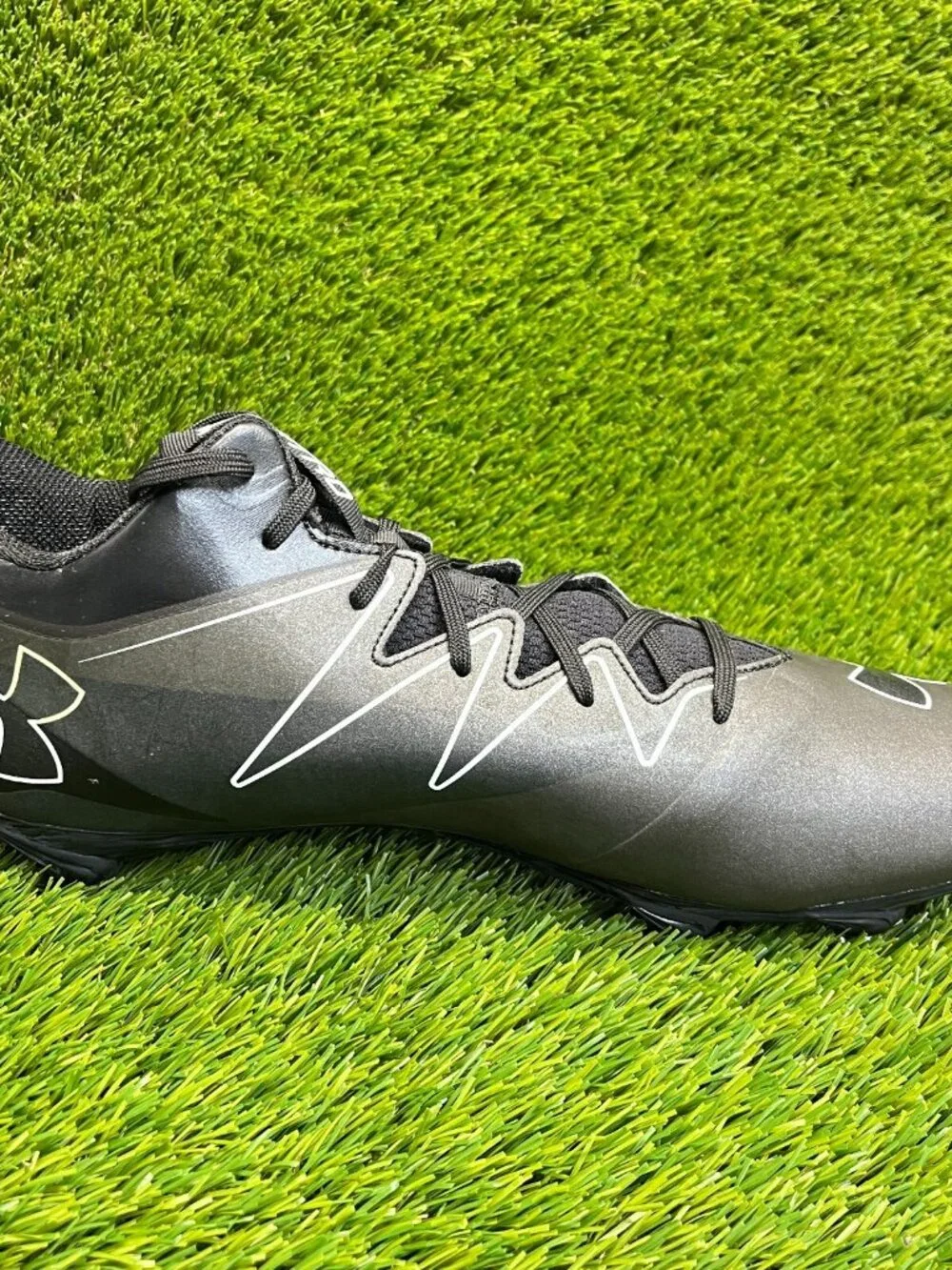Under Armour please review